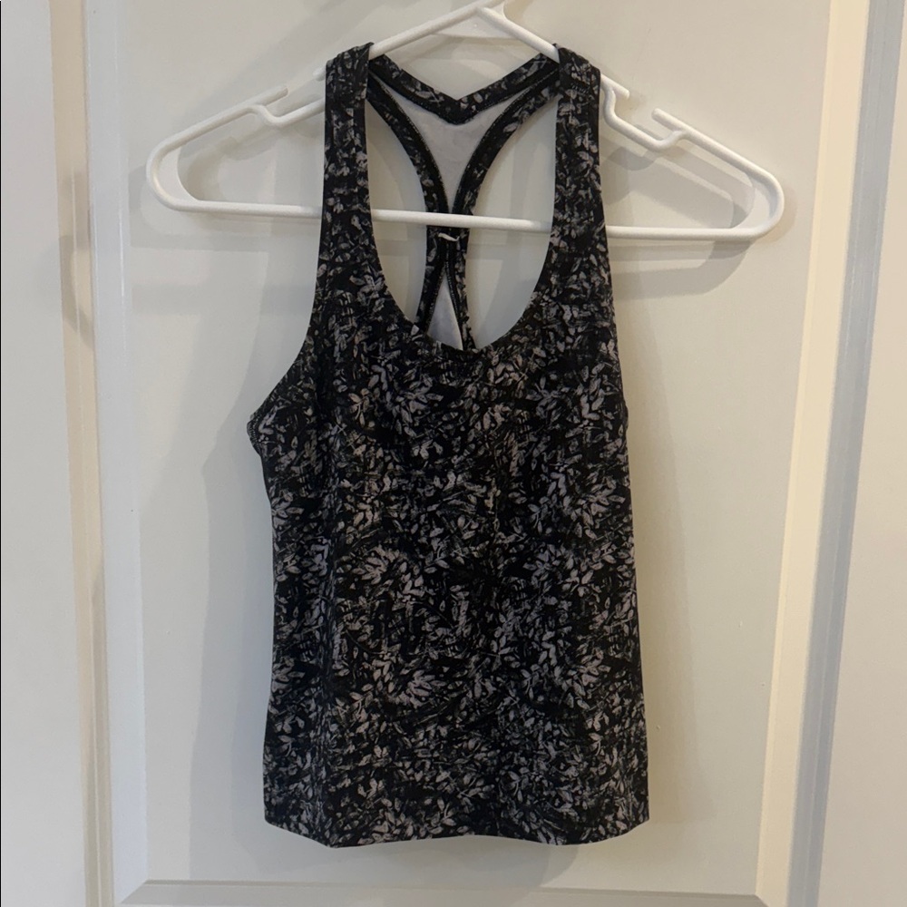 Lululemon Athletica Black and Gray Patterned Tank Top